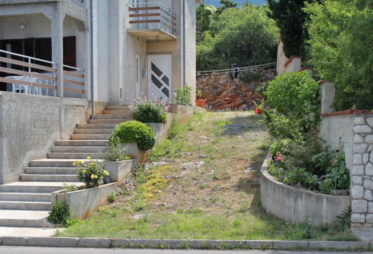 Apartments By The Sea Klenovica, Novi Vinodolski - 5581 Екстериор снимка