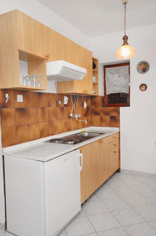 Apartments By The Sea Klenovica, Novi Vinodolski - 5581 Екстериор снимка
