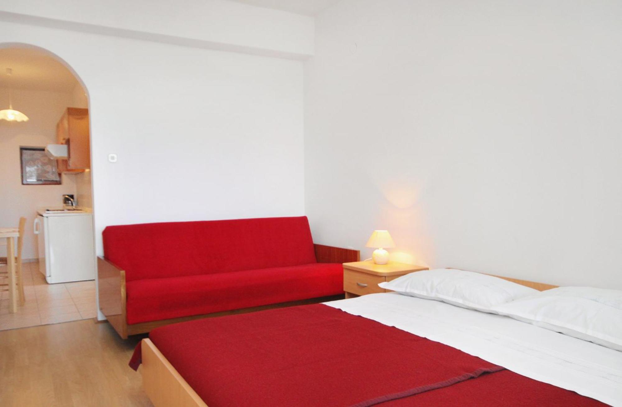 Apartments By The Sea Klenovica, Novi Vinodolski - 5581 Стая снимка