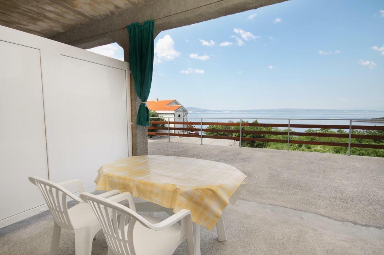 Apartments By The Sea Klenovica, Novi Vinodolski - 5581 Екстериор снимка